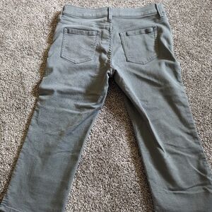 Liz Claiborne capris